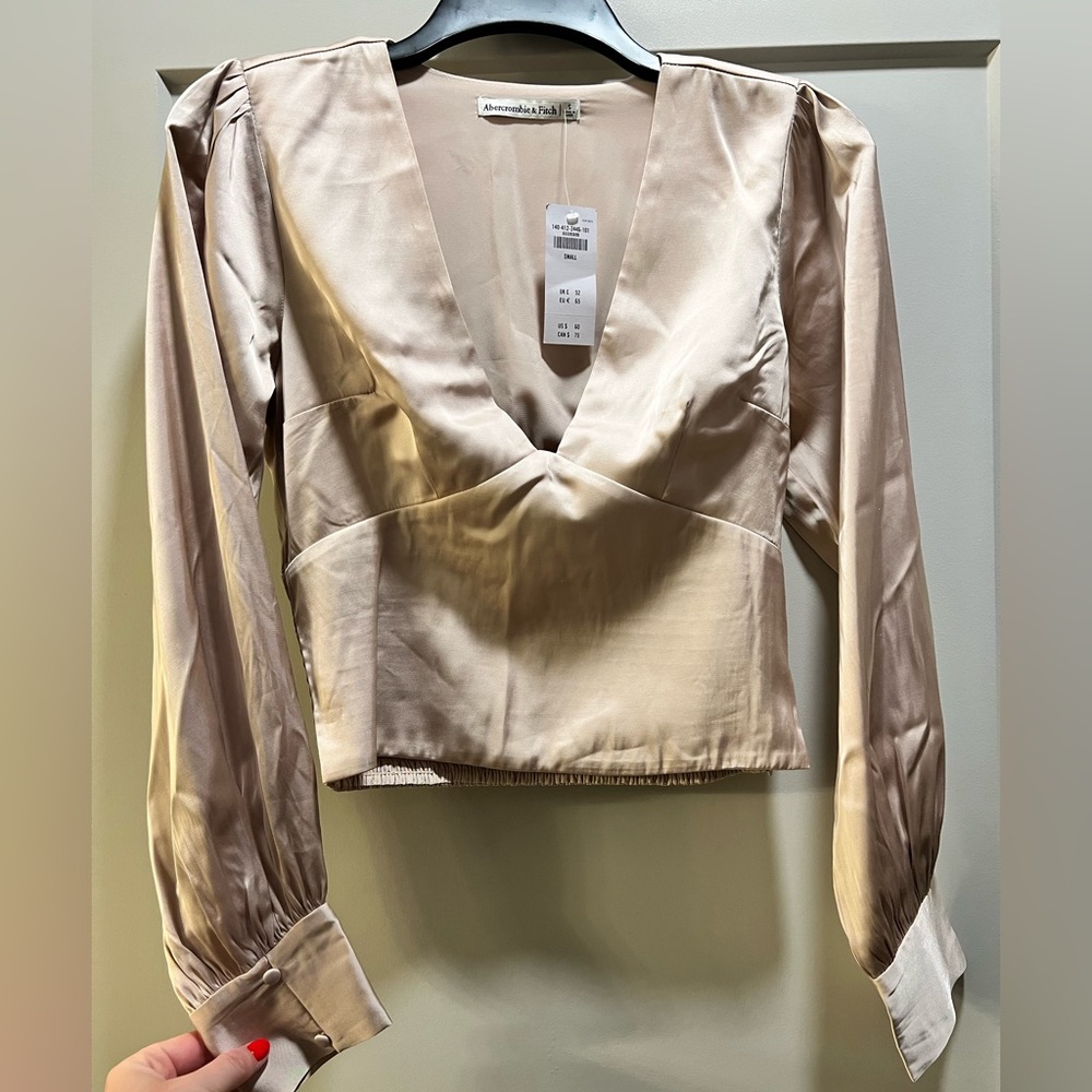 Abercrombie & Fitch Cream Satin V-Neck Long-Sleeve Blouse
